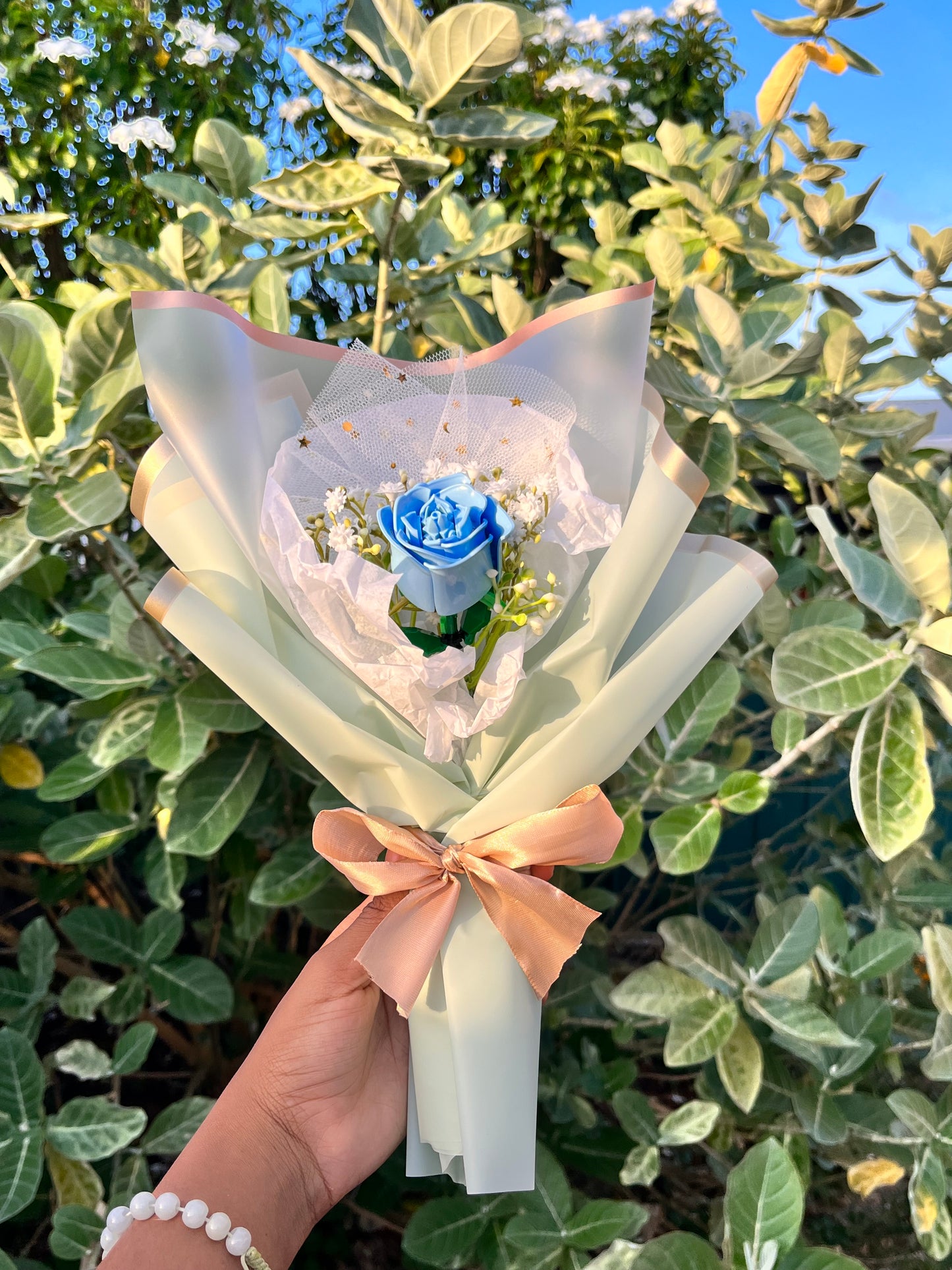 Single Rose Bouquet